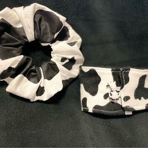 Reusable coffee sleeve works for all size accept 8 oz very cute multiple pattern